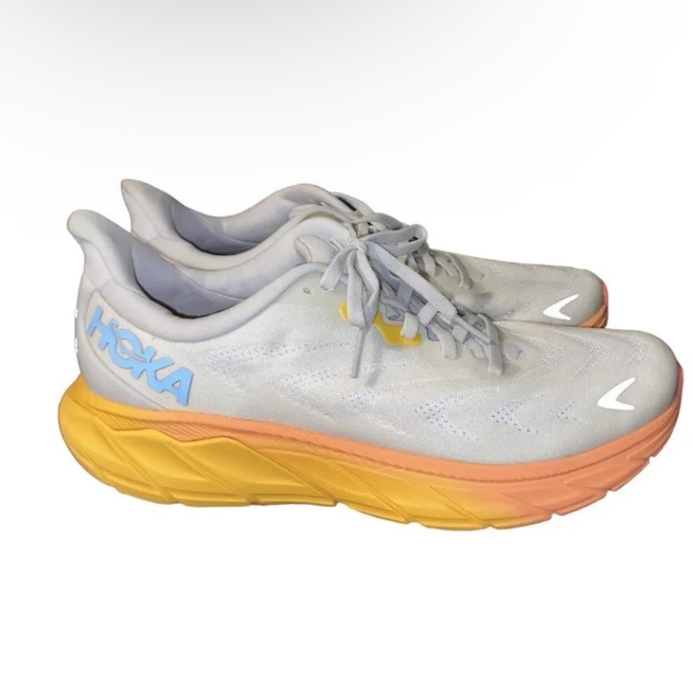 Hoka One One Arahi 6 White/Orange Size 10B Women’s